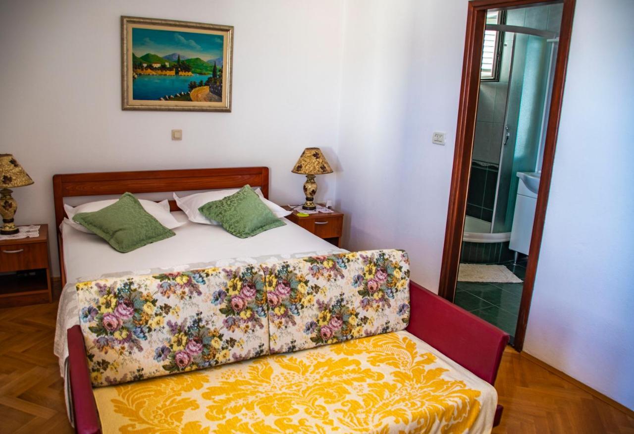 Apartments Lile By The Sea, Celina Zavode Extérieur photo