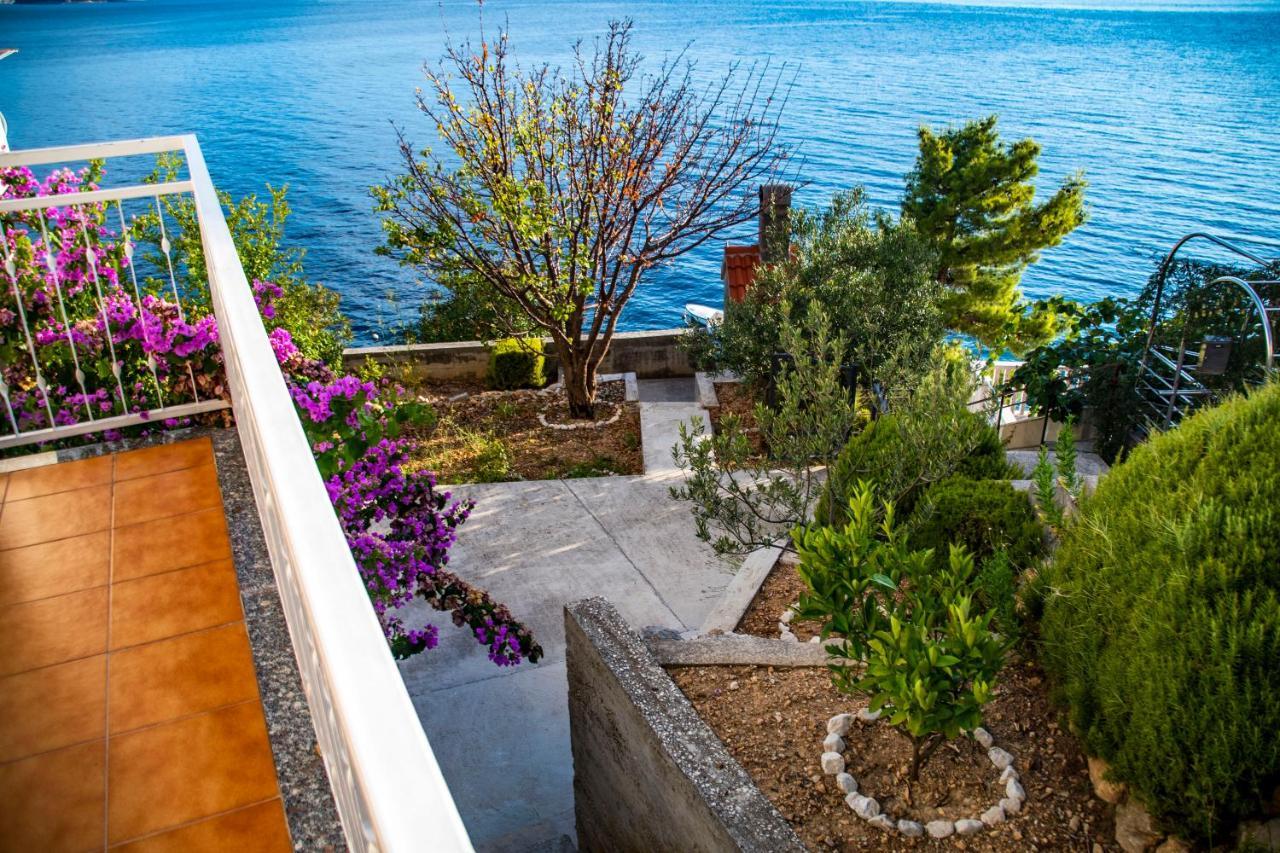 Apartments Lile By The Sea, Celina Zavode Extérieur photo